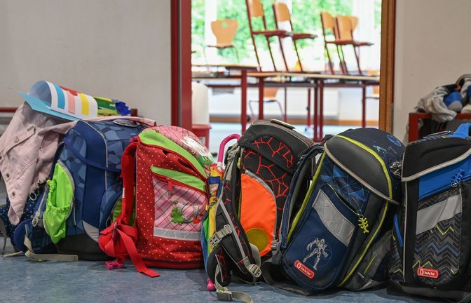 In Grundschulen werden schon nächstes Jahr sinkende Schülerzahlen erwartet. (Archivbild)<span class='image-autor'>Foto: Arne Dedert/dpa</span>