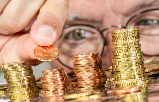 Wo viel Geld ist, kommt in aller Regel immer noch mehr hinzu – Sparer ohne Vermögen begnügen sich mit Minierträgen.<span class='image-autor'>Foto: IMAGO/Wolfgang Maria Weber</span>
