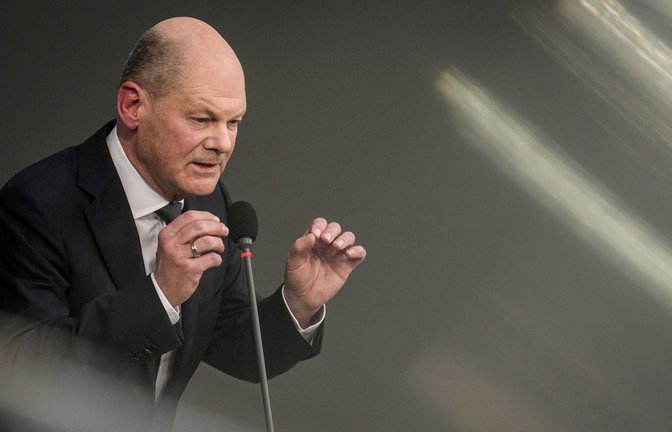 Hat seine eigene Vorstellung von der richtigen Ukraine-Politik: Bundeskanzler Olaf Scholz.<span class='image-autor'>Foto: dpa/Michael Kappeler</span>