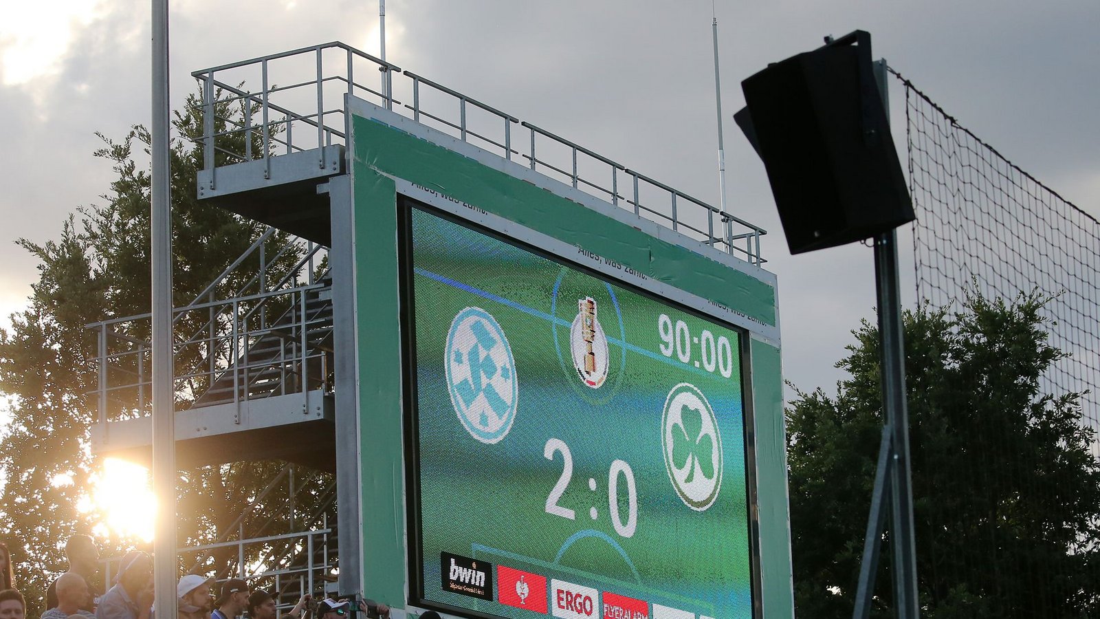 Am 30. Juli 2022 schlagen die Kickers den Bundesliga-Absteiger SpVgg Greuther Fürth in der ersten Runde mit 2:0.Foto: Pressefoto Baumann/Julia Rahn