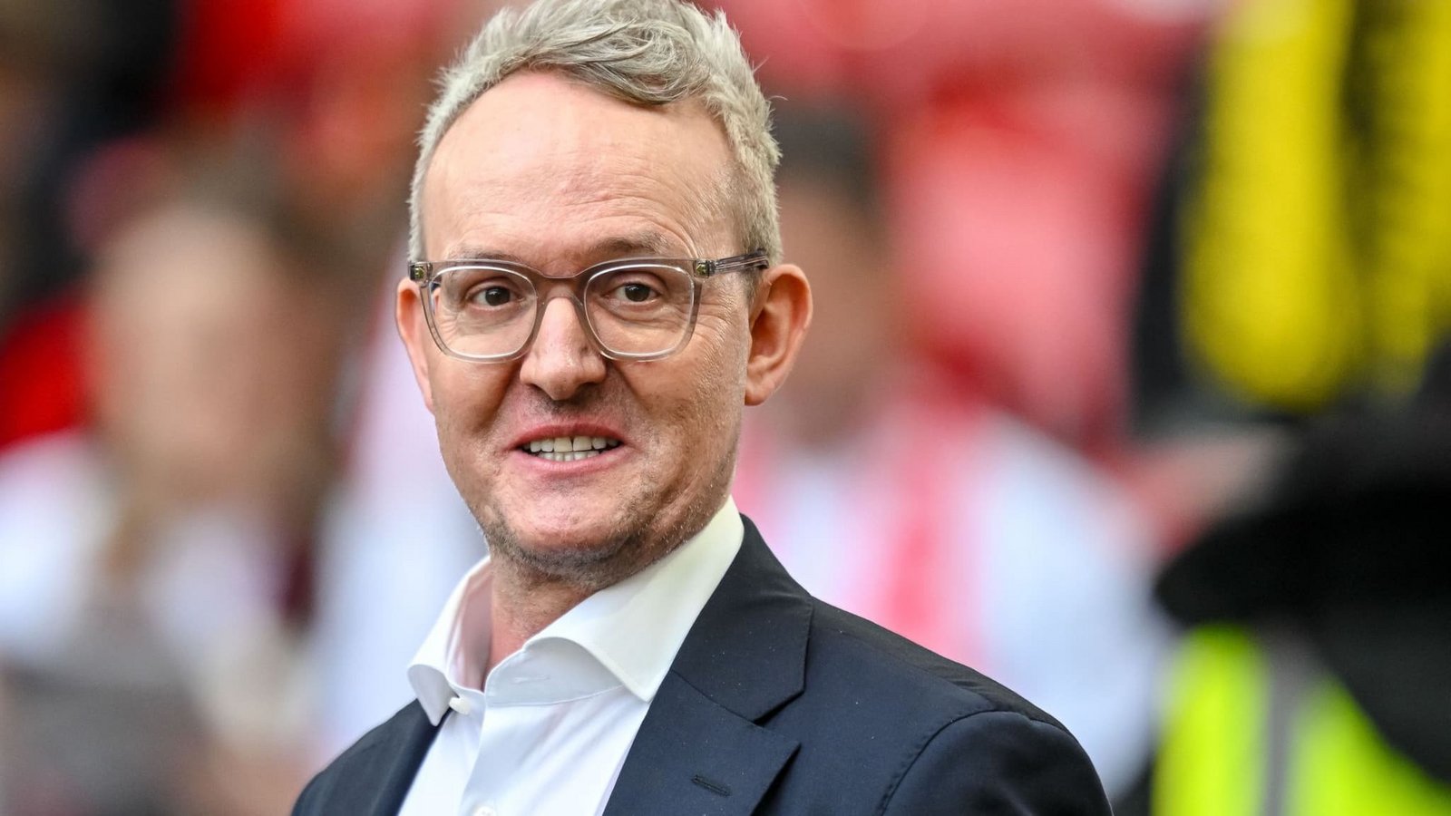 VfB-Chef Alexander Wehrle blickt trotz der Krise der Autoindustrie positiv in die Zukunft.Harry Langer/dpa
