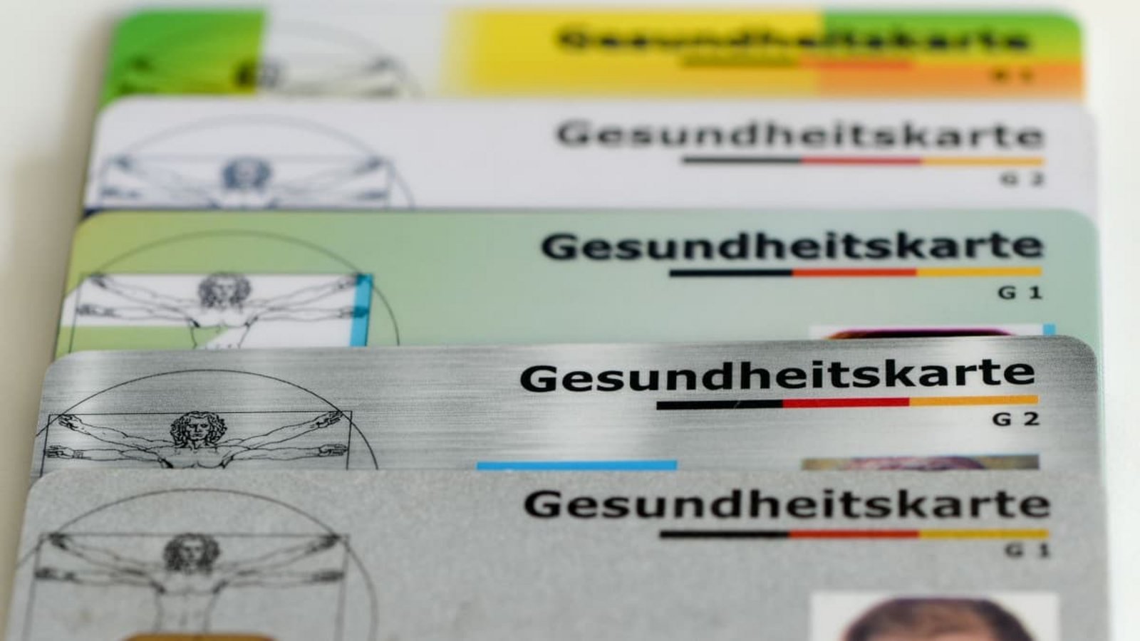 Nur noch eine Handvoll Kassen? Bundesgesundheitsminister Carsten Linnemann (CDU) möchte die Kassenzahl drastisch reduzieren.Jens Kalaene/dpa Nur noch eine Handvoll Kassen? Bundesgesundheitsminister Carsten Linnemann (CDU) möchte die Kassenzahl drastisch reduzieren.Jens Kalaene/dpa