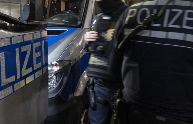 In Ulm hat ein Mann offenbar mehrere Menschen in seiner Gewalt (Symbolbild).<span class='image-autor'>Foto: Lichtgut/Leif Piechowski/Leif Piechowski</span>