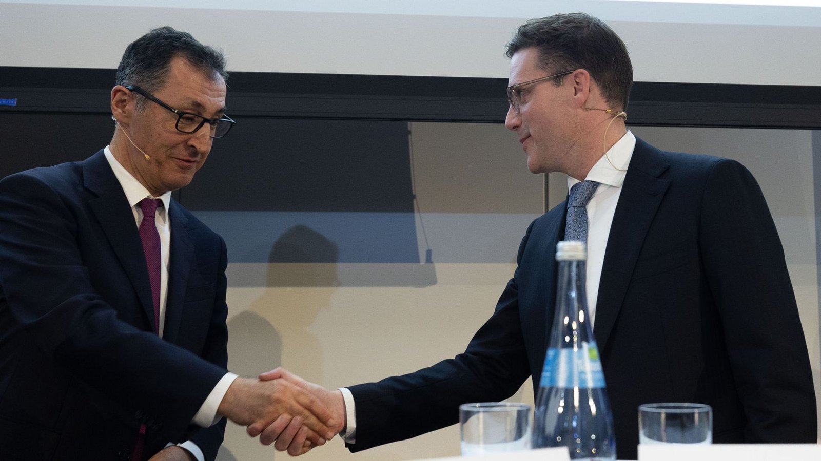Schaffen es Cem Özdemir und Manuel Hagel eine Vertrauensbasis zu finden?Foto: Lichtgut/Leif Piechowski Schaffen es Cem Özdemir und Manuel Hagel eine Vertrauensbasis zu finden?Foto: Lichtgut/Leif Piechowski