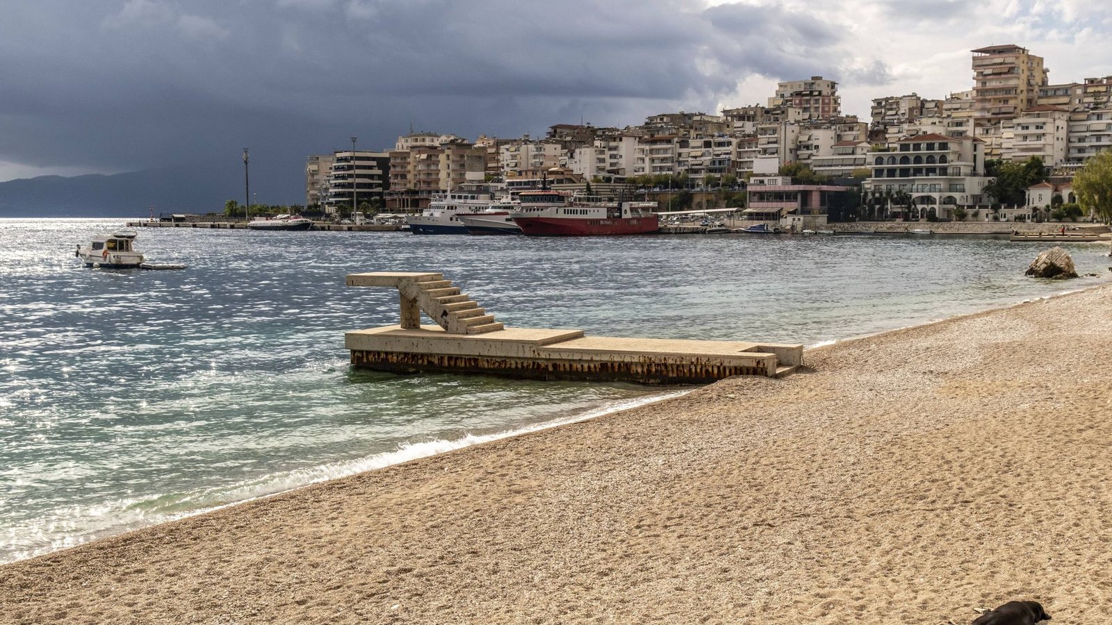 Küstenort Saranda in Albanien.Foto: IMAGO/imagebroker