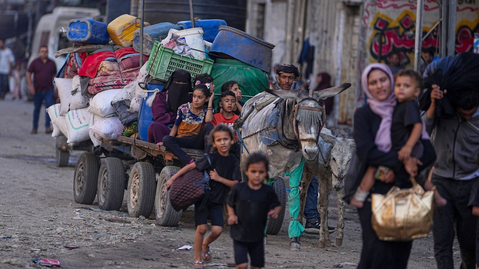 Israels Vorgehen im Gazastreifen wird international massiv kritisiert. (Archivbild)Foto: Jehad Alshrafi/AP/dpa