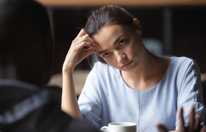 “ick“-Gefühl bei Dates: Der Punkt, an dem man das Treffen am liebsten abbrechen würde.<span class='image-autor'>Foto: fizkes / shutterstock.com</span>
