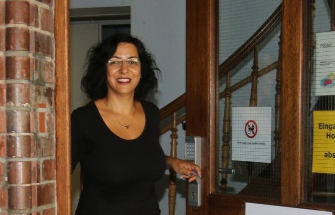 Freude bei Arezoo Shoaleh über die finanzielle Hilfe vom Land. Archivfoto: Rücker/VKZ