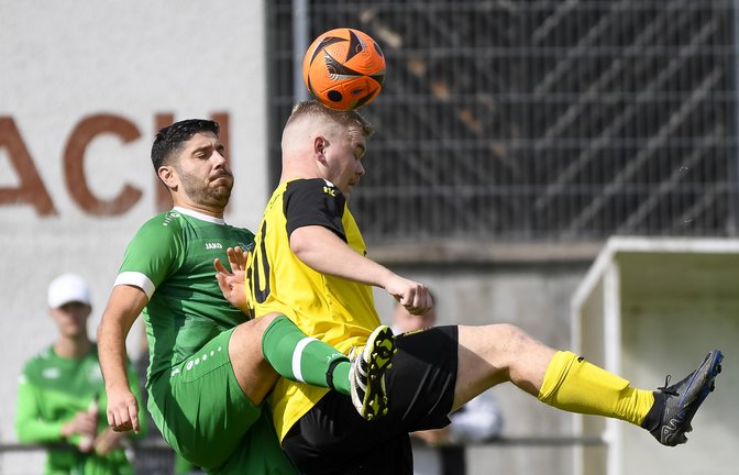 Der TSV Kleinglattbach (links Harun Beldek) sieht sich für das Kräftemessen mit dem TSV Enzweihingen am Sonntag gut gerüstet. <span class='image-autor'>Foto: Leitner</span>