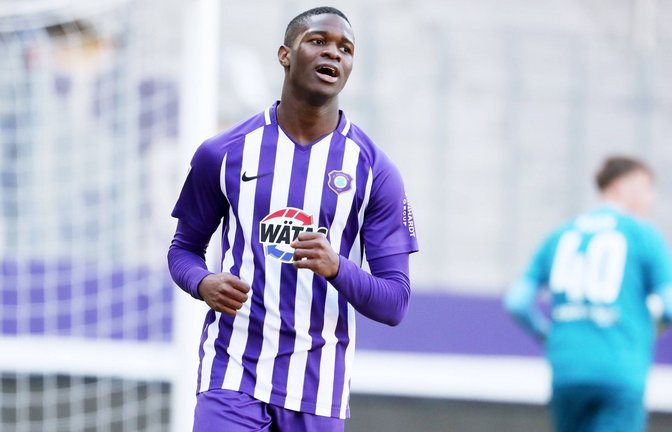 Abdoulie Mboob (hier als Probespieler im Dress des FC Erzgebirge Aue) spielte zuletzt beim Oberligisten Türkischer SV Singen.<span class='image-autor'>Foto: IMAGO/Picture Point</span>