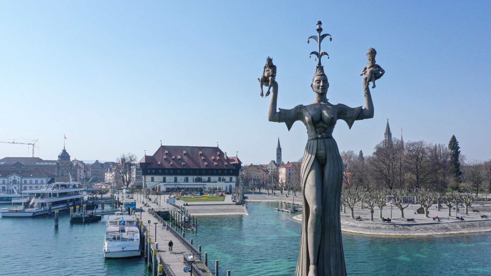 Um seine Straßen zu entlasten, setzt Konstanz auf Verkehr auf dem Wasser (Symbolbild).Foto: Felix Kästle/dpa/Felix Kästle