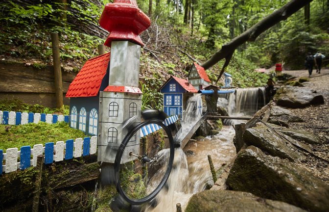 Eine Kirche mit Wasserrad – diese und andere Wasserspiele gibt es in der Schelmenklinge in Lorch zu entdecken.<span class='image-autor'>Foto: Gottfried Stoppel/Gottfried Stoppel</span>
