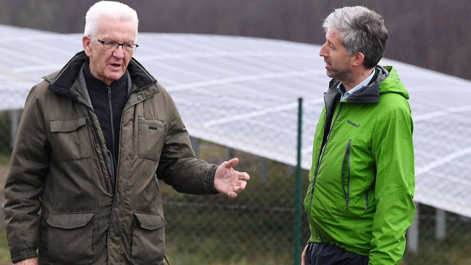 Winfried Kretschmann und Boris Palmer sind zwar keine Parteikollegen mehr, aber pflegen nach wie vor ein freundschaftliches Verhältnis.Foto: imago/Ulmer Pressebildagentur Winfried Kretschmann und Boris Palmer sind zwar keine Parteikollegen mehr, aber pflegen nach wie vor ein freundschaftliches Verhältnis.Foto: imago/Ulmer Pressebildagentur