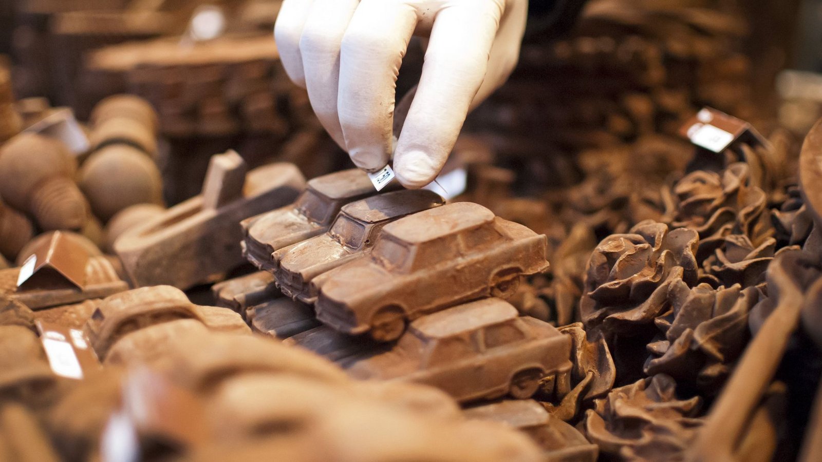 Schokolade gibt es nicht nur als Tafel oder in Pralinenform (Archivbild).Foto: dpa/Gioia Forster