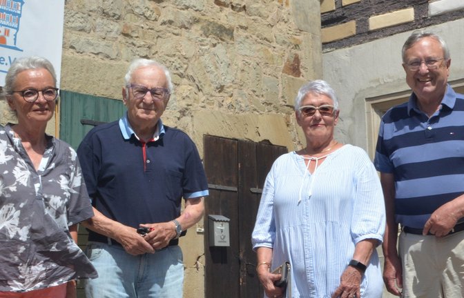 Dr. Monika Schmid-Welter, Ewald Veigel, Margarete Schmid-Hager, Karl-Götz Arnold und Winfried Scheuermann (von links) wollen den Posthof für Kultur öffnen. <span class='image-autor'>Fotos: Stahlfeld</span>