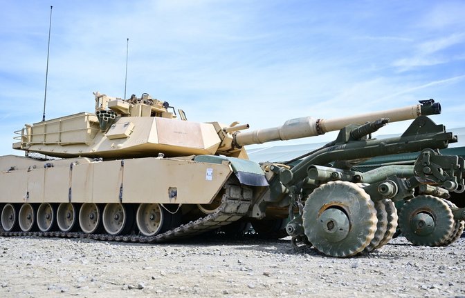 Ein Abrams-Panzer der US-Armee: Mit diesen Panzern werden künftig auch Soldaten in der Ukraine kämpfen.<span class='image-autor'>Foto: Matthias Merz/dpa</span>