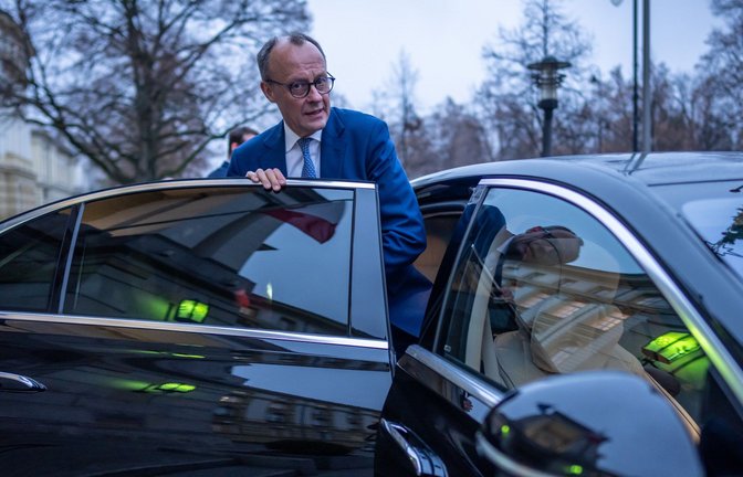 Unions-Kanzlerkandidat Friedrich Merz traf sich am Mittwochabend mit Frankreichs Staatschef Emmanuel Macron in Paris. (Archivfoto)<span class='image-autor'>Foto: dpa/Michael Kappeler</span>