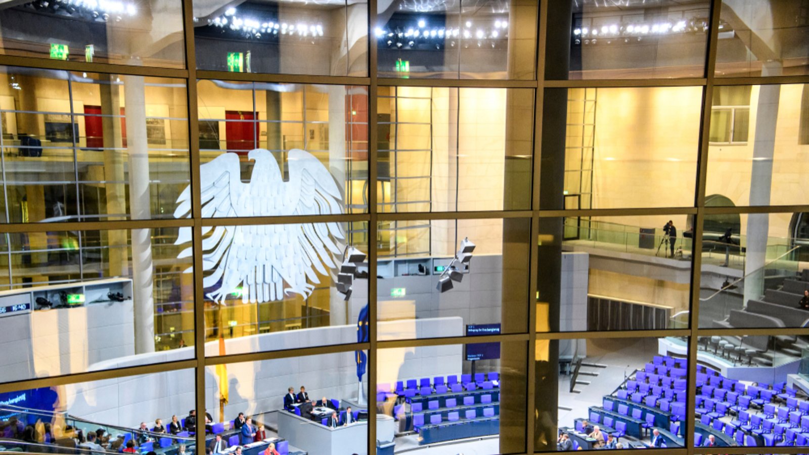 So hat der Bundestag abgestimmt.Foto: paparazzza / shutterstock.com So hat der Bundestag abgestimmt.Foto: paparazzza / shutterstock.com