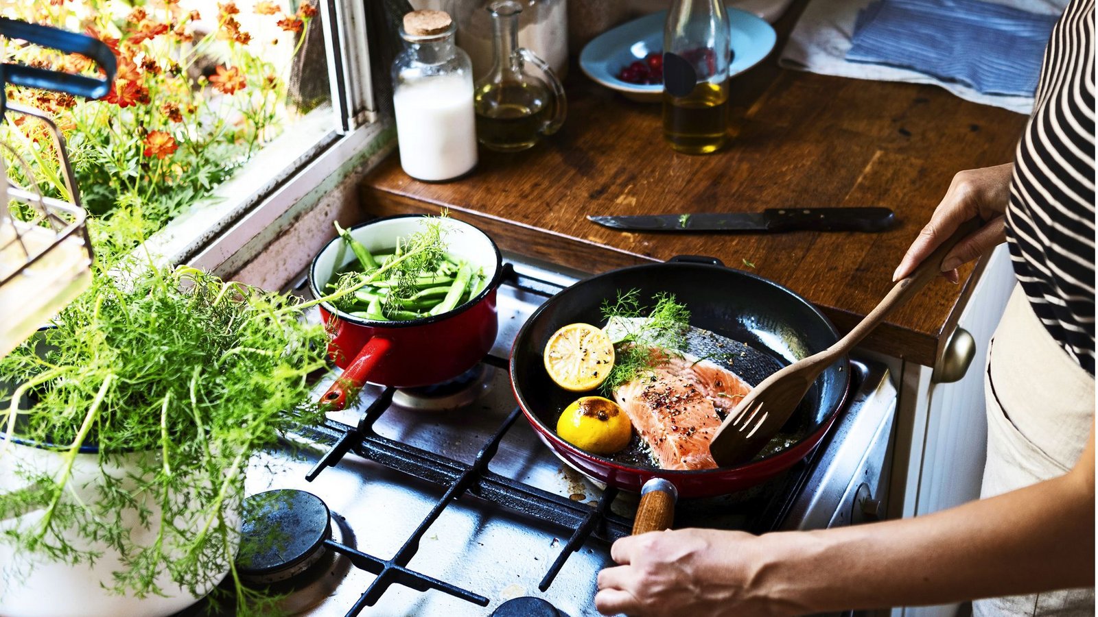 Erhitzt die Gemüter: Kochen mit GasFoto: Adobe Stock/Rawpixel Erhitzt die Gemüter: Kochen mit GasFoto: Adobe Stock/Rawpixel