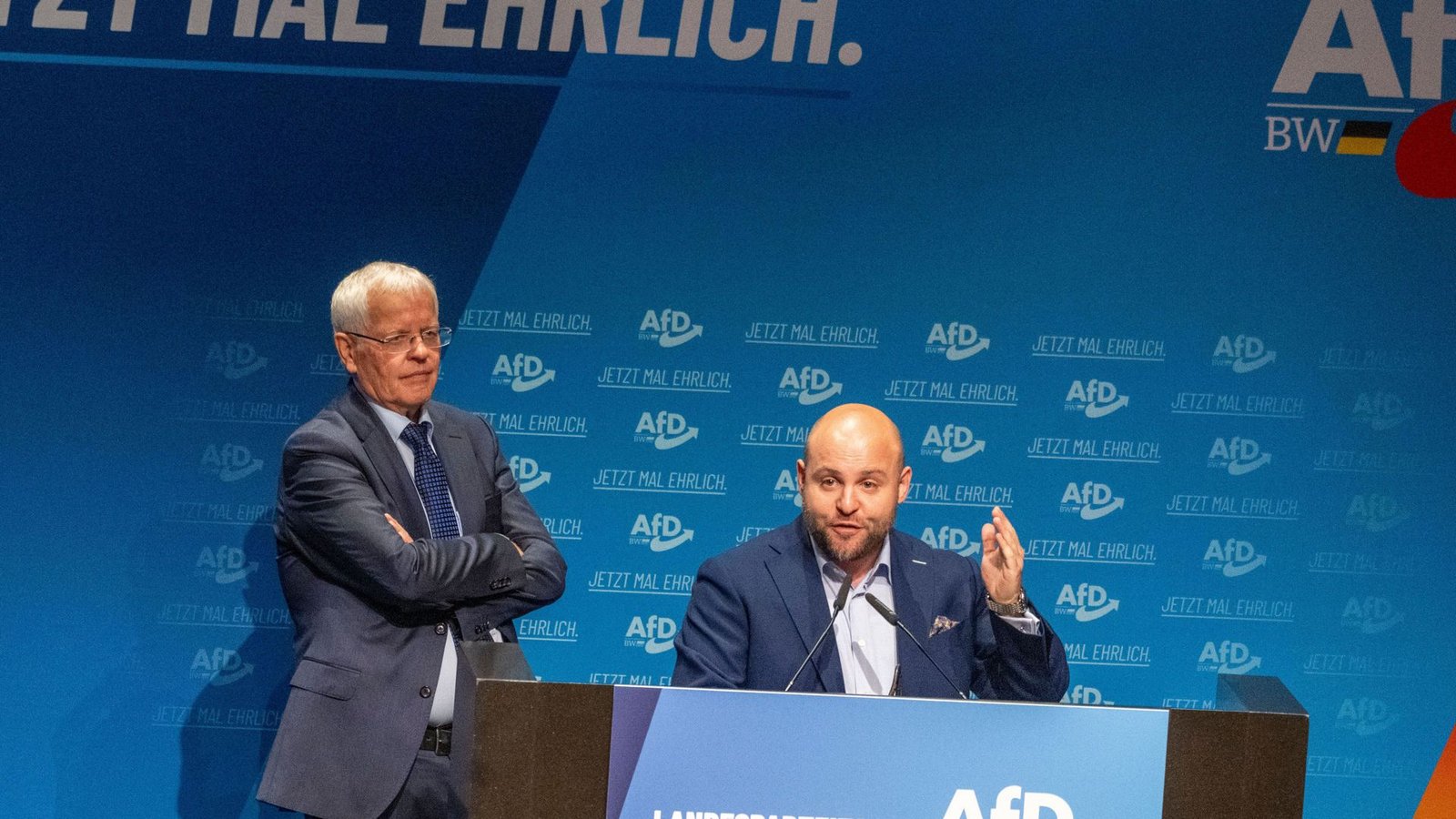 Die AfD-Politiker Markus Frohnmaier (rechts) und Emil Sänze.Foto: Stefan Puchner/dpa/Stefan Puchner