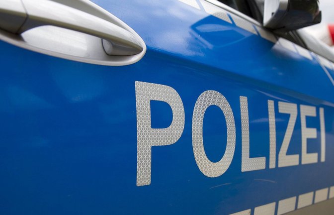 Die Polizei war zur Unfallaufnahme vor Ort (Symbolbild).<span class='image-autor'>Foto: imago/Eibner</span>