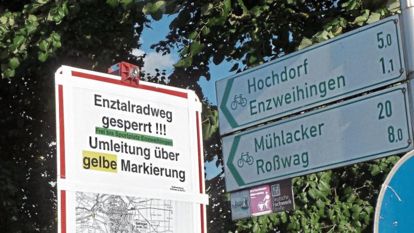 Der Enztalradweg ist im Bereich zwischen Vaihingen und Enzweihingen (Hammelberg) wegen umgestürzter Bäume gesperrt. Die Hinweise der Stadt sind nicht unnötig – auch wenn die Tour durch die Stadt ein Gegurke ist. Foto: Arning Der Enztalradweg ist im Bereich zwischen Vaihingen und Enzweihingen (Hammelberg) wegen umgestürzter Bäume gesperrt. Die Hinweise der Stadt sind nicht unnötig – auch wenn die Tour durch die Stadt ein Gegurke ist. Foto: Arning