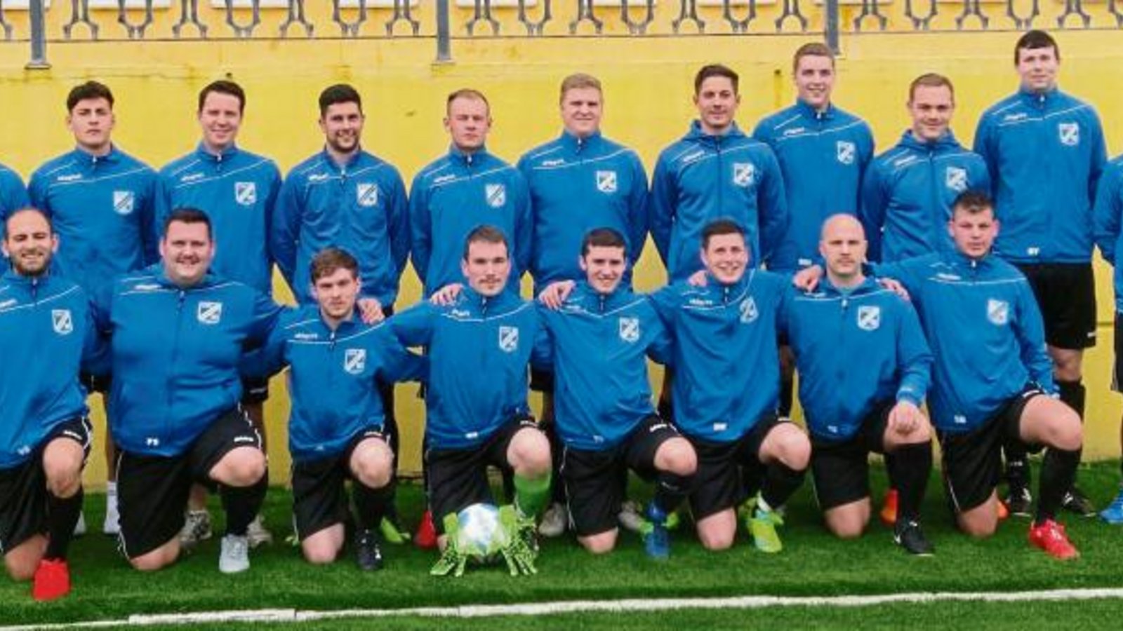 Mit insgesamt 19 Mann bereitet sich der Spitzenreiter der Fußball-Kreisliga B 7, der TSV Häfnerhaslach, auch in diesem Winter in der Türkei auf die zweite Saisonhälfte vor. Foto: privat
