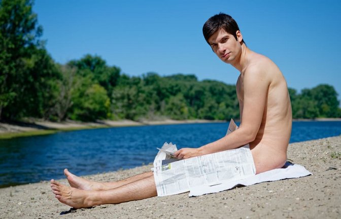 Julien Ferrat am Ufer der Friesenheimer Insel.<span class='image-autor'>Uwe Anspach/dpa</span>