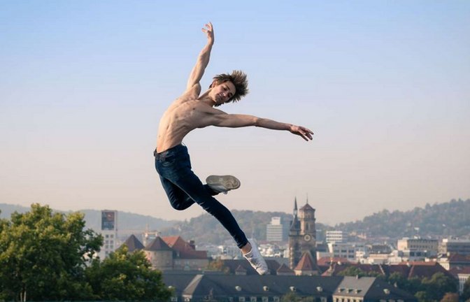Friedemann Vogel ist nicht zu bremsen. Jetzt hat der Erste Solist des Stuttgarter Balletts den Verdienstorden Baden-Württembergs erhalten.<span class='image-autor'>Foto: Roman Novitzky</span>