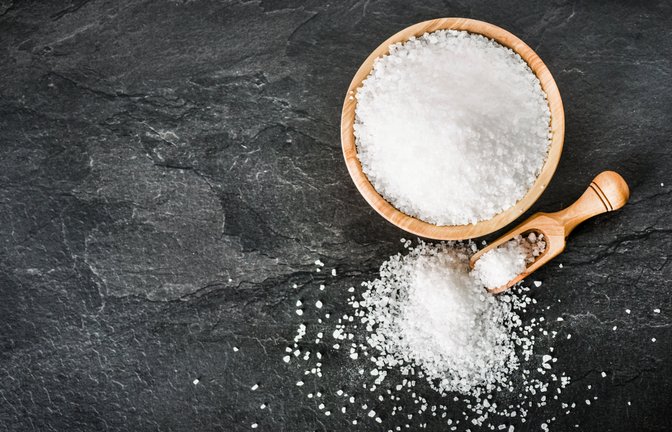 Salz eignet sich als Entfeuchter.<span class='image-autor'>Foto: Krasula / shutterstock.com</span>