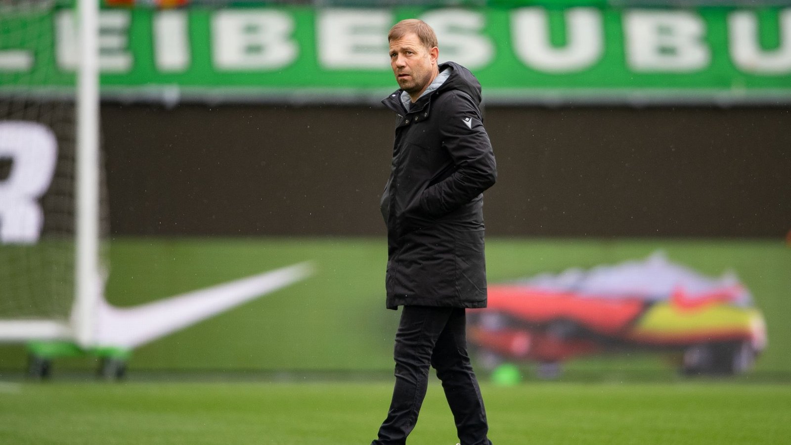 Medienberichten zufolge hat sich Arminia Bielefeld von Trainer Frank Kramer getrennt.Foto: Swen Pförtner/dpa