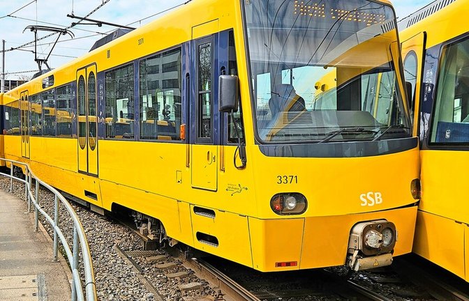 Unfall in Stuttgart: Auf der Strecke der Linie U3 sind am Montag zwei Stadtbahnen zusammengestoßen.<span class='image-autor'>Foto: Andreas Rosar/Fotoagentur Stuttgart</span>
