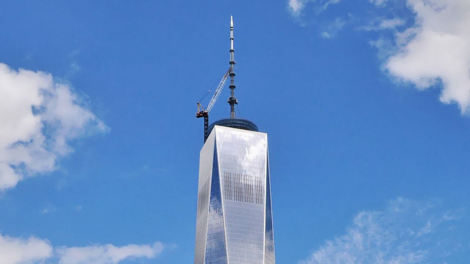 New York (USA): New York ist der Inbegriff der Mega-City. Bisher galt die Weltstadt am Hudson-River als erdbebensicher. Doch eine Analyse der seismischen Aktivitäten im Großraum New York sorgte 2008 für Unruhe: Die Gefahr eines katastrophalen Erdbebens in dem mit rund 19 Millionen Einwohnern größten Ballungszentrum der USA ist größer als bislang angenommen.Foto: Wikipedia commons/Joe Mabel/CC BY-SA 2.0 New York (USA): New York ist der Inbegriff der Mega-City. Bisher galt die Weltstadt am Hudson-River als erdbebensicher. Doch eine Analyse der seismischen Aktivitäten im Großraum New York sorgte 2008 für Unruhe: Die Gefahr eines katastrophalen Erdbebens in dem mit rund 19 Millionen Einwohnern größten Ballungszentrum der USA ist größer als bislang angenommen.Foto: Wikipedia commons/Joe Mabel/CC BY-SA 2.0