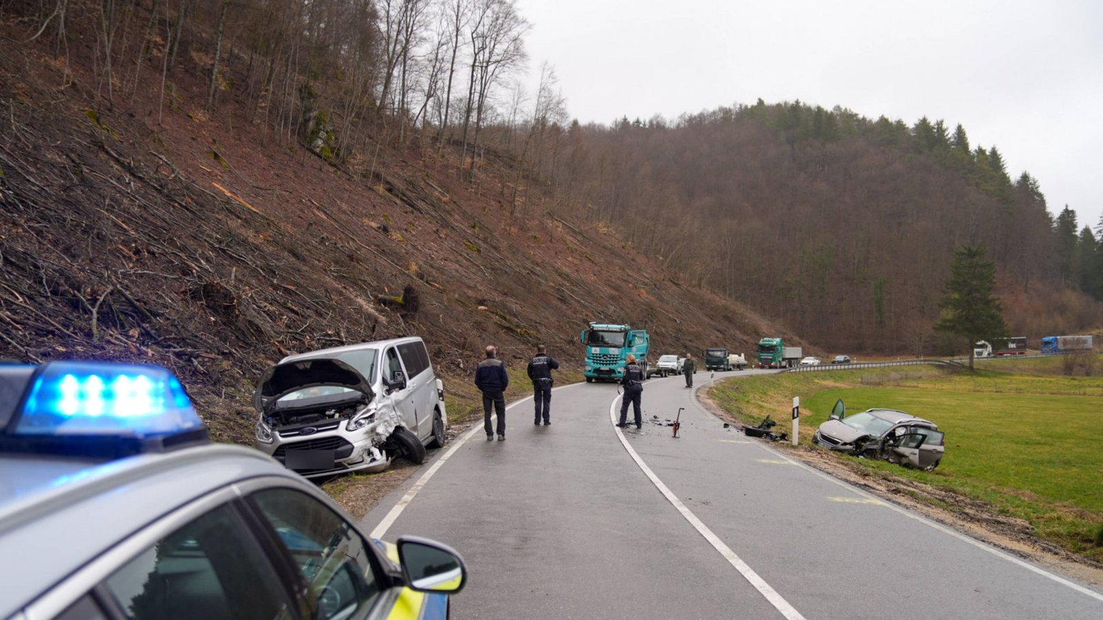 Die B 465 war zwischenzeitlich voll gesperrt.Foto: 7aktuell.de