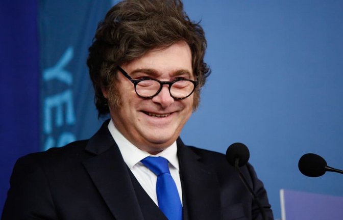 Argentiniens Staatspräsident Javier Milei kündigt einen Feiertag an. (Archivbild)<span class='image-autor'>Kena Betancur/AP/dpa</span>