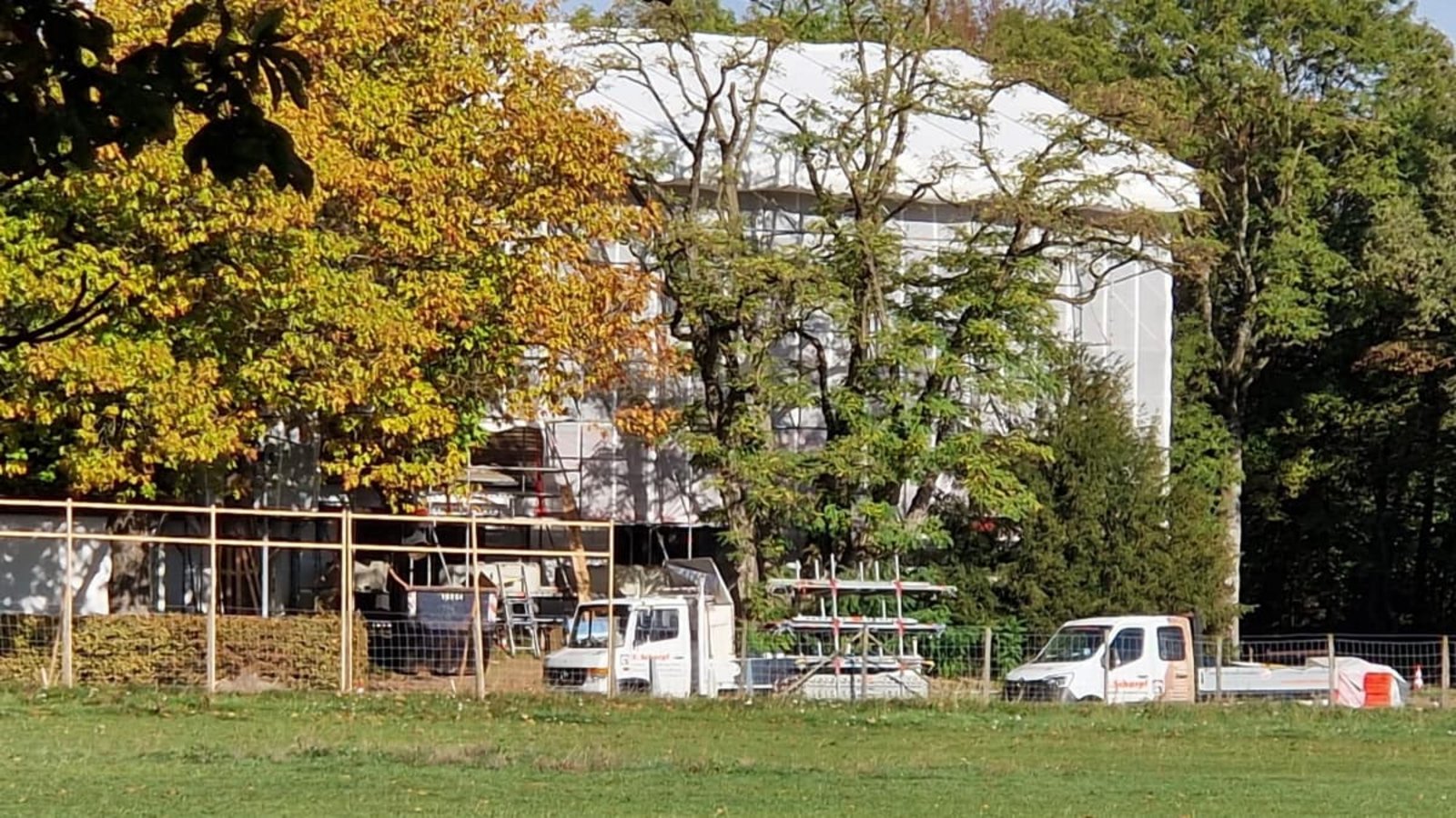 Die Dienstvilla des Ministerpräsidenten von Baden-Württemberg wird zurzeit modernisiert.Ulrike Bäuerlein Die Dienstvilla des Ministerpräsidenten von Baden-Württemberg wird zurzeit modernisiert.Ulrike Bäuerlein