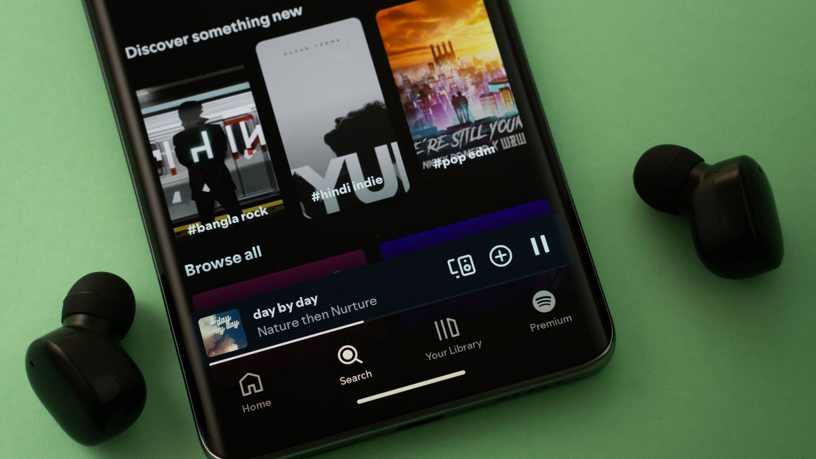 Spotify bekommt ein neues Feature, das einem virtuellen Mischpult ähnelt.Foto: IMAGO/Zoonar Spotify bekommt ein neues Feature, das einem virtuellen Mischpult ähnelt.Foto: IMAGO/Zoonar