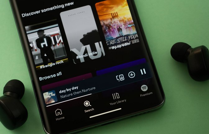 Spotify bekommt ein neues Feature, das einem virtuellen Mischpult ähnelt.<span class='image-autor'>Foto: IMAGO/Zoonar</span>