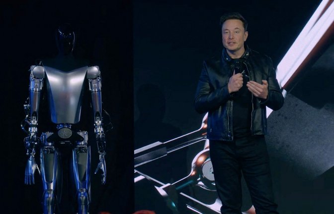 „Optimus“ (links) und Elon Musk<span class='image-autor'>Foto: AFP</span>