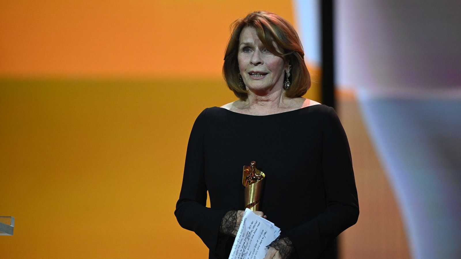 2021 erhielt Senta Berger den Ehrenpreis des Deutschen Filmpreises - nun ist sie als beste Hauptdarstellerin nominiert. (Archivbild)Foto: Soeren Stache/dpa 2021 erhielt Senta Berger den Ehrenpreis des Deutschen Filmpreises - nun ist sie als beste Hauptdarstellerin nominiert. (Archivbild)Foto: Soeren Stache/dpa