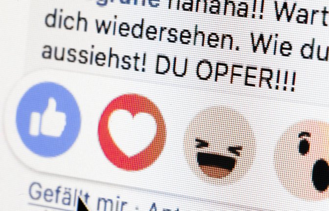 Für Frauen hat der Hass im Netz noch eine andere Qualität, wenn ihnen sexualisierte Gewalt angedroht wird.<span class='image-autor'>Foto: imago images/photothek/Thomas Trutschel/photothek.net, via www.imago-images.de</span>