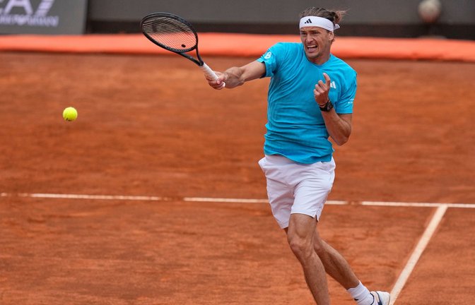 Alexander Zverev in Aktion. (Archivbild)<span class='image-autor'>Foto: Alessandra Tarantino/AP/dpa</span>