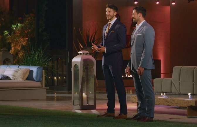 Die beiden diesjährigen Bachelors Sebastian Klaus (rechts) und Dennis Gries (links)<span class='image-autor'>Foto: RTL/Folge 01</span>