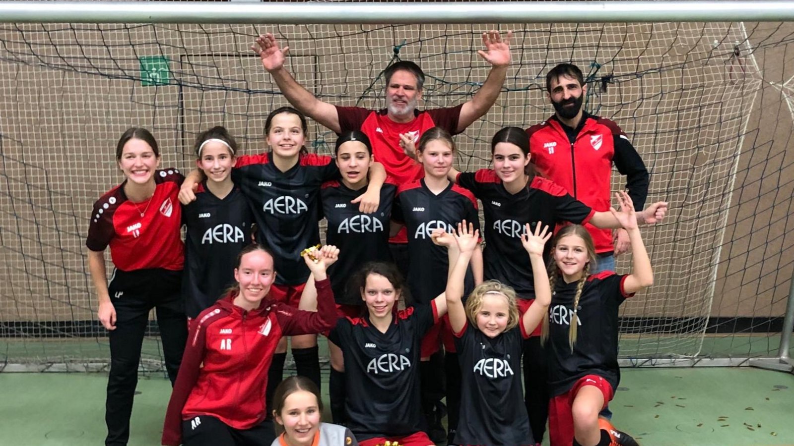 Die D-Juniorinnen des SV Horrheim sorgen bei den Women Masters in Augsburg für Aufsehen und erreichen im hochkarätig besetzten Turnier den fünften Platz. Foto: privat Die D-Juniorinnen des SV Horrheim sorgen bei den Women Masters in Augsburg für Aufsehen und erreichen im hochkarätig besetzten Turnier den fünften Platz. Foto: privat