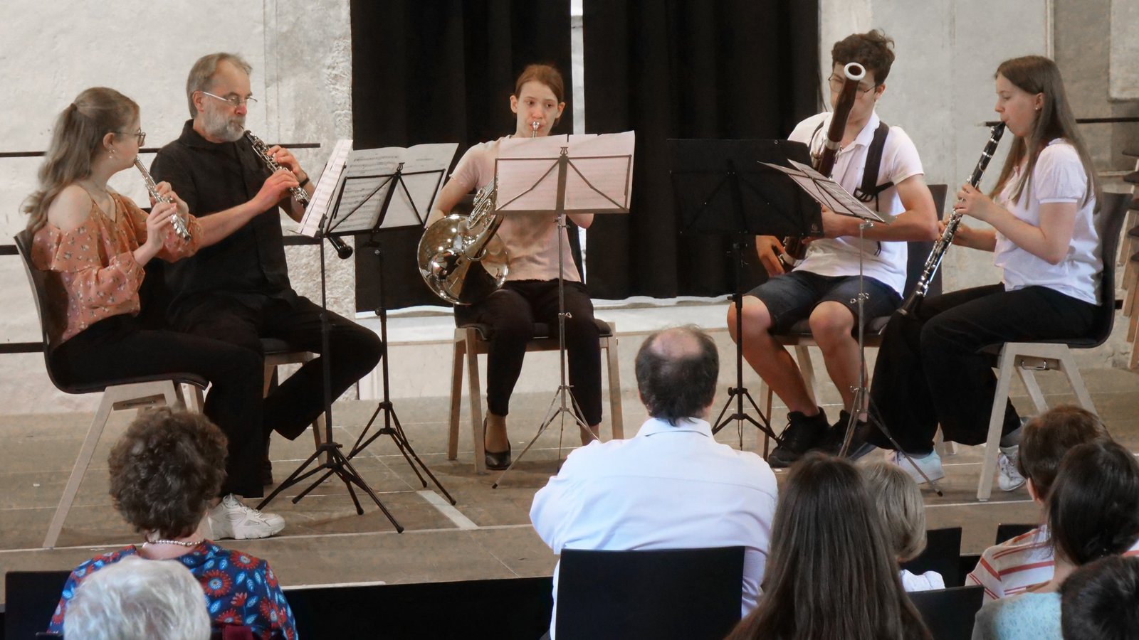Ein fünfköpfiges Ensemble eröffnete die Matinee der Jugendmusikschule Vaihingen am Sonntagmorgen.  Foto: Friedrich (5)