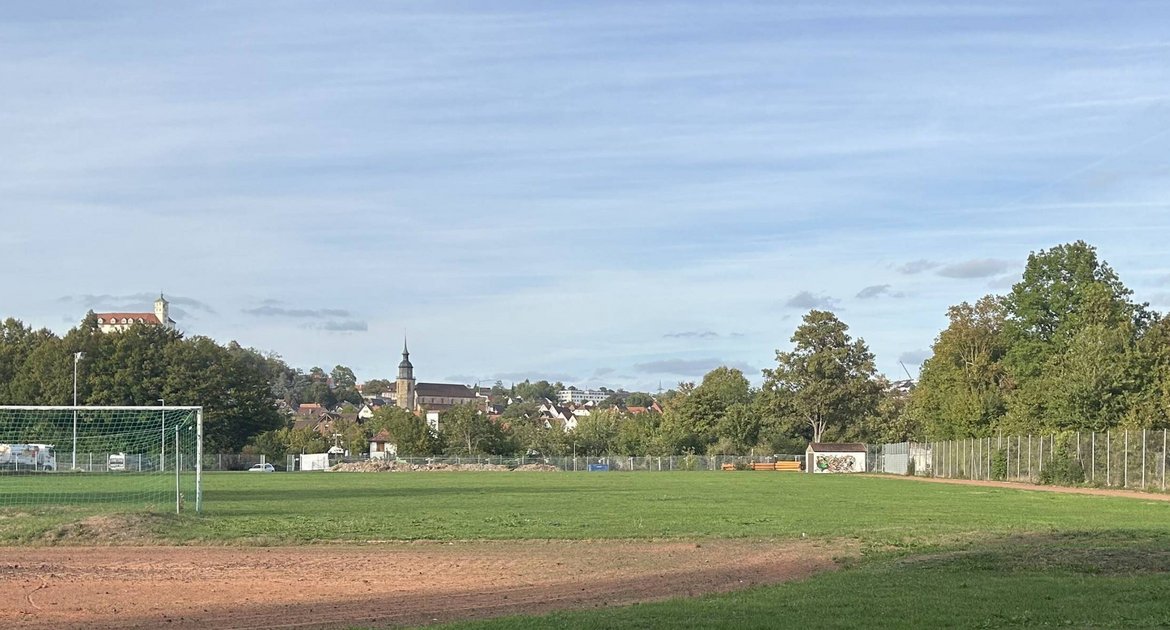 Sportplatz Egelsee Vaihingen Gartenschau Enzückt Bauarbeiten Regenüberlaufbecken Kanalisation Kanalarbeiten Enzterrassen Kanal