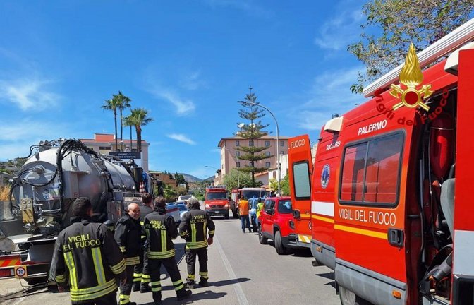 Bei dem Unglück kamen fünf Menschen ums Leben.<span class='image-autor'>Foto: dpa/Italienische Feuerwehr</span>