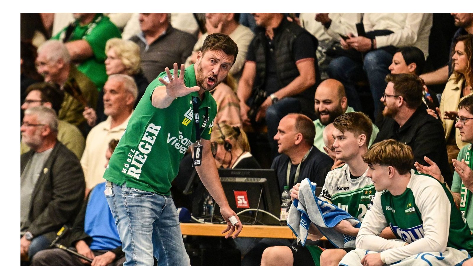 Frisch-Auf-Trainer Ben Matschke kann in der Saison 2026/27 auf eine eingespielte Mannschaft bauen.Foto: imago Frisch-Auf-Trainer Ben Matschke kann in der Saison 2026/27 auf eine eingespielte Mannschaft bauen.Foto: imago