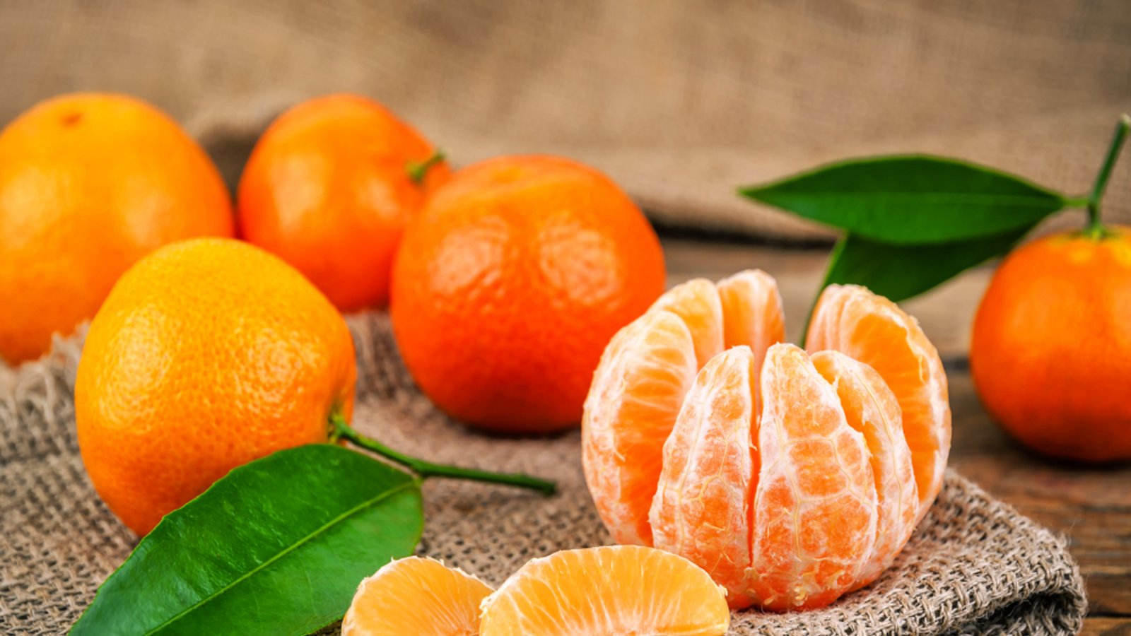 Kann man all diese Mandarinen an einem Tag verzehren?Foto: Vova Shevchuk / shutterstock.com