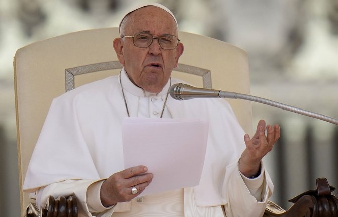 Papst Franziskus hat nach dem Tod des iranischen Präsidenten Ebrahim Raisi seine Anteilnahme übermittelt (Archivfoto).<span class='image-autor'>Foto: dpa/Alessandra Tarantino</span>